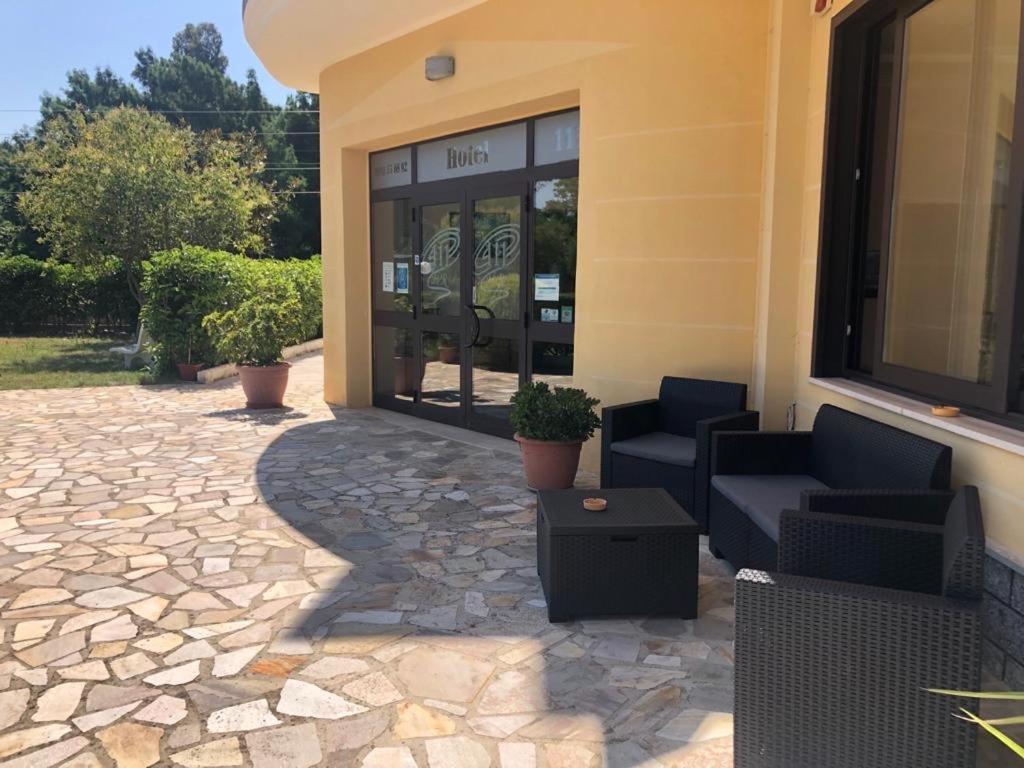 Hotel Ristorante111 Villapiana Eksteriør bilde