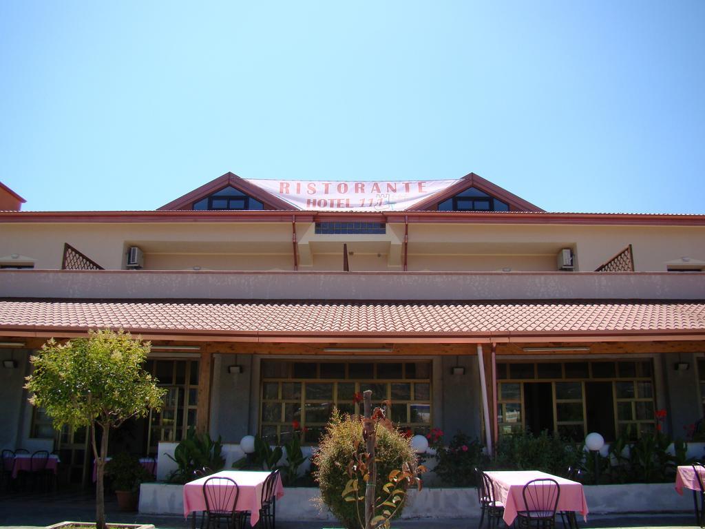 Hotel Ristorante111 Villapiana Eksteriør bilde
